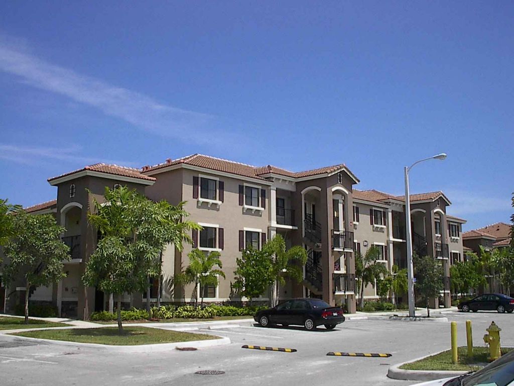 The Courts at Bayshore