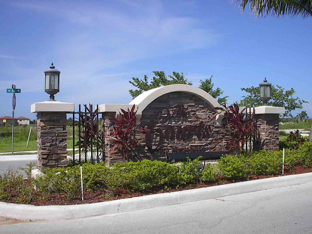 The Courts at Bayshore